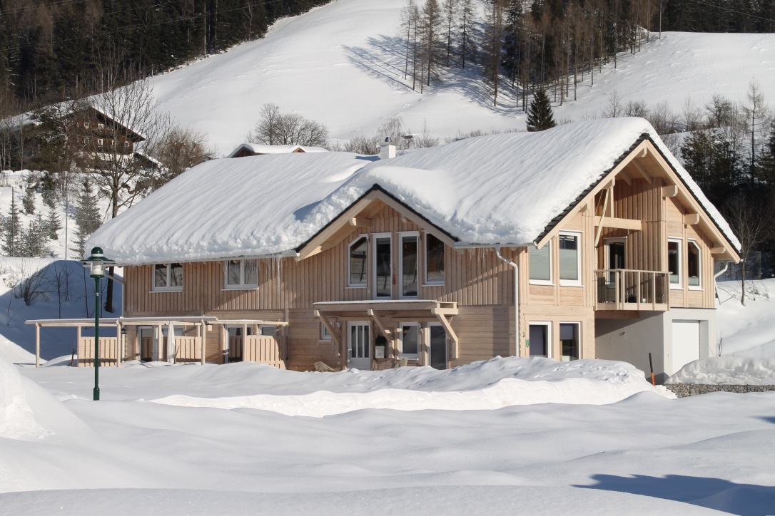 Haus im Winter, Solfelden Appartements